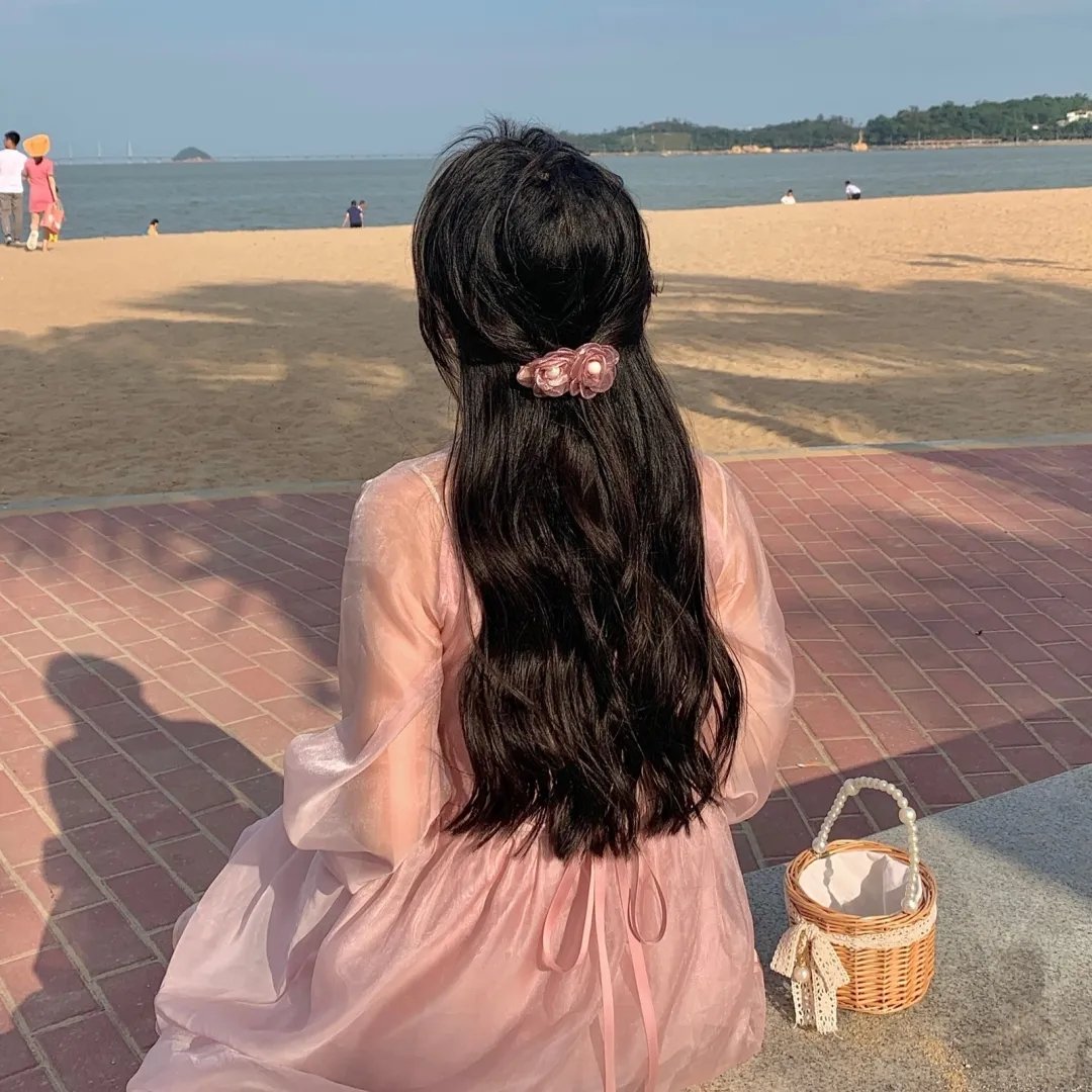 巴黎艳妹